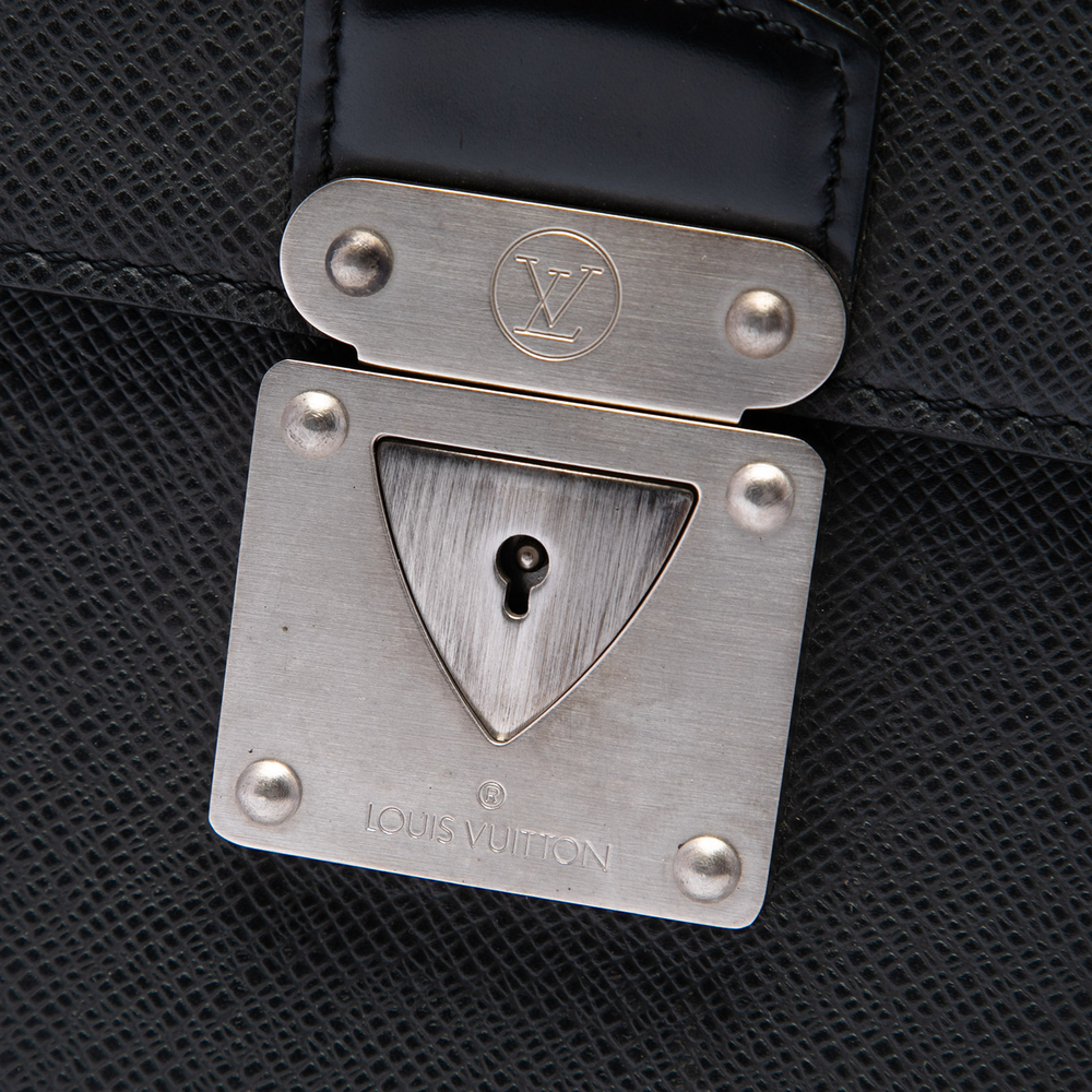 Pre-Loved Louis Vuitton Taiga Neo Robusto 2 Briefcase - Picture 5 of 6